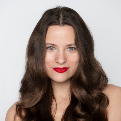 15% Total Active Hair Complex: 3% Procapil + 5% Niacinamide + 5% Panthenol + 2% Caffeine